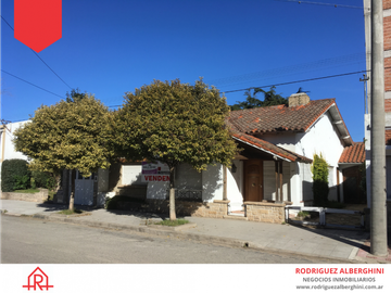 Casa a la venta! Ciudad de Balcarce (Calle 15 e/22 y 24)