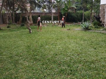 Villa Citeko Megamendung Halaman Sangat Luas Harga Nego
