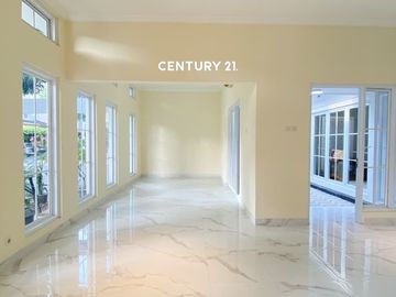 Rumah Renov Siap Huni Dalam Cluster Di Sektor 7 GB 18793