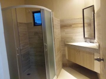 Apartment 1-bedroom spacious unit for Rent in Canduman, Cebu