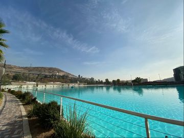 Venta Depto 3d2b+ Est y Bod - con Laguna Huechuraba