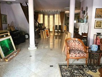 Dijual Rumah Besar Di Lokasi Strategis Di Tanjung Barat 9721
