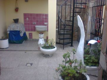 Extraordinaria Casa en zona sur  muy amplia APTA CREDITO !!!!