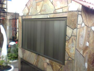 Extraordinaria Casa en zona sur  muy amplia APTA CREDITO !!!!
