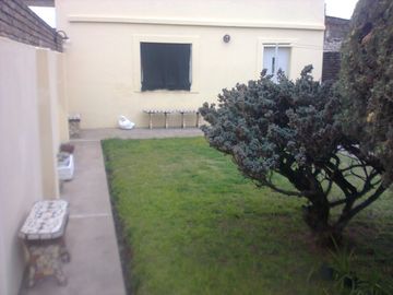Extraordinaria Casa en zona sur  muy amplia APTA CREDITO !!!!