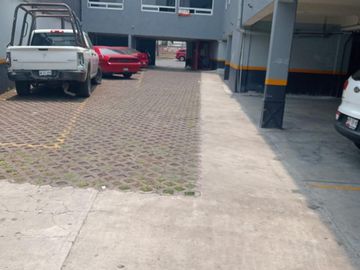 EXCELENTE HOTEL CON 52 HABITACIONES, BAÑOS 53, AVE. TALISMAN, $ 50,000,000 en Tres Estrellas
