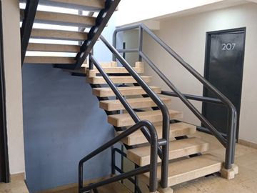 EXCELENTE HOTEL CON 52 HABITACIONES, BAÑOS 53, AVE. TALISMAN, $ 50,000,000 en Tres Estrellas