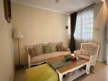 Rumah Minimalis Lokasi Strategis di Cirendeu Halaman Luas Siap Huni