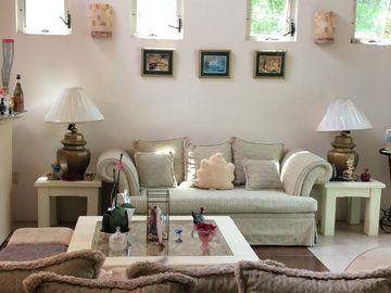 CASA EN VENTA LAS CAÑADAS