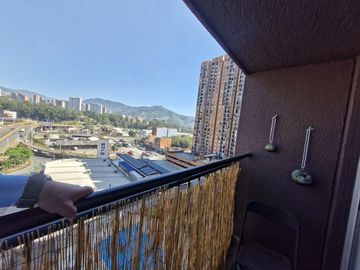 apartamento en arriendo en las vegas. Cod A515567