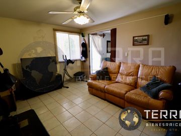 VENTA CASA  Villas del Benavente I Celaya