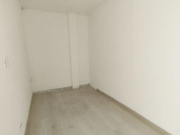 bodega en arriendo en salitre. Cod A2985513