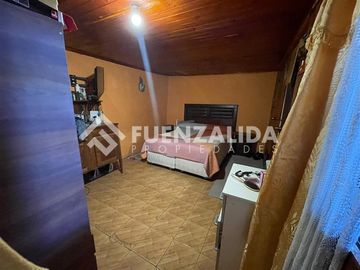 Casa en venta de 4 dorm. en Pudahuel