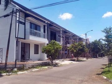 Rumah Baru Antapani Strategis dan Asri