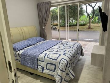 CLUSTER FLAMINGO THE SPRINGS GADING SERPONG SEMI FURNISHED DIJUAL