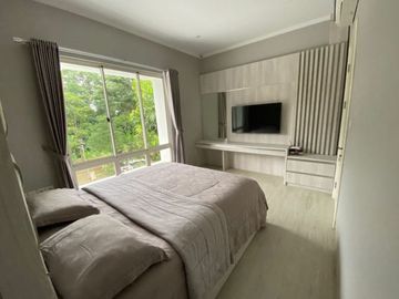 CLUSTER FLAMINGO THE SPRINGS GADING SERPONG SEMI FURNISHED DIJUAL