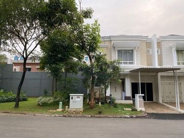 CLUSTER FLAMINGO THE SPRINGS GADING SERPONG SEMI FURNISHED DIJUAL