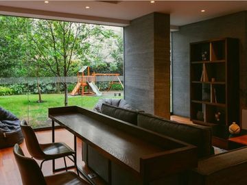 Condominio con balcón, alberca, 2 parques, jacuzzi, juegos, venta,Col. Napoles