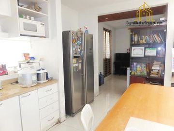 Rumah modern minimalis 2lt arcamanik dkt soetta bebas banjir | DIAHK
