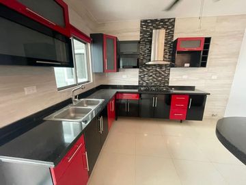 CASA EN VENTA EN LA COLONIA MANUEL NIETO EN BOCA DEL RIO,VERACRUZ