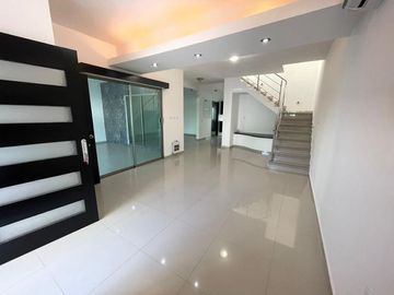 CASA EN VENTA EN LA COLONIA MANUEL NIETO EN BOCA DEL RIO,VERACRUZ