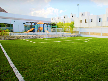 Casa en Residencial con casa club y alberca