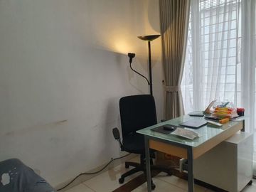 Rumah Di Cluster Favorite & Aman Di Emerald Bintaro - Of 6095 Br