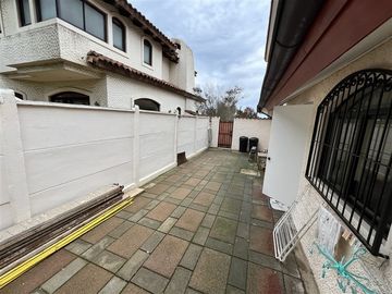 Casa en venta 375 m2 en 745 de terr piscina Concón Montemar