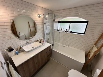 Casa en venta 375 m2 en 745 de terr piscina Concón Montemar