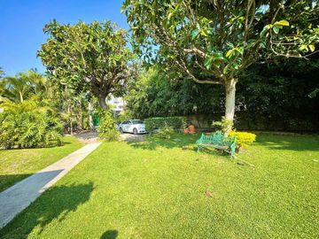 Hermosa Casa de Una Planta en Venta
