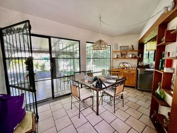 Hermosa Casa de Una Planta en Venta