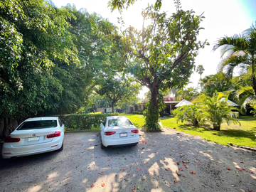 Hermosa Casa de Una Planta en Venta