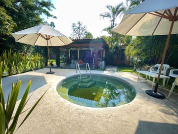 Hermosa Casa de Una Planta en Venta