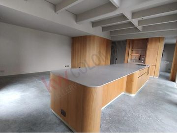 Apartamento en Venta en El Poblado Octava B