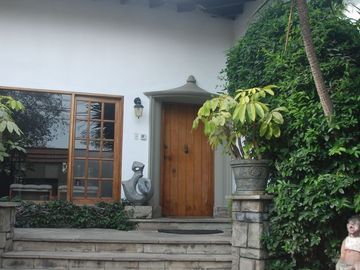 ACOGEDORA CASA EN VENTA EN EXCELENTE UBICACION, AURORA-MIRAFLORES