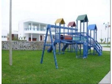 LINDA CASA DE PLAYA EN CONDOMINIO PLAYA BONITA – ASIA - CERCA AL BOULEVARD