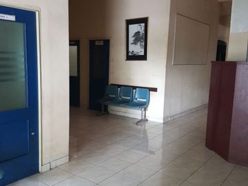 BANGUNAN ex KANTOR at PAKUBUWONO, KEBAYORAN BARU 460/600 SHM HGB (DIJUAL)