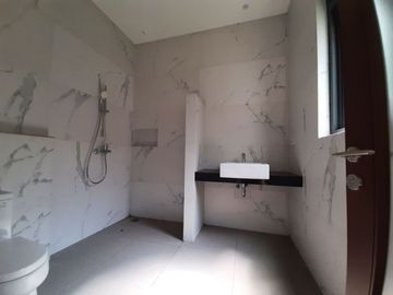 Rumah Luxury Baru Sangat Strategis Di Lengkong Pusat Kota Bandung