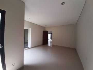 Rumah Luxury Baru Sangat Strategis Di Lengkong Pusat Kota Bandung
