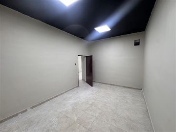Edificio remodelado en arriendo en Santiago