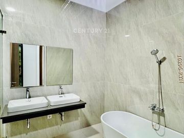 Dijual Rumah Brand New Dengan Material Premium Di BSD