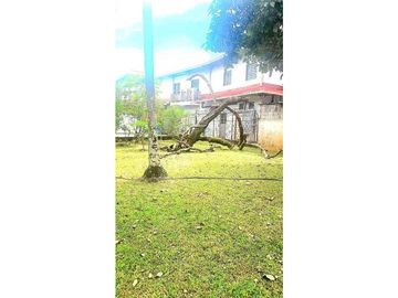LOTE COMERCIAL CON CASA EN VENTA