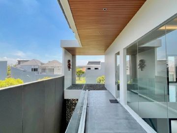 RUMAH MEWAH KONSEP VILLA BUKIT GOLF MEDITERANIA SOMERSET CITRALAND