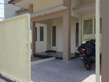 Rumah Pondok Buana Sidoarjo Carport 1 mobil