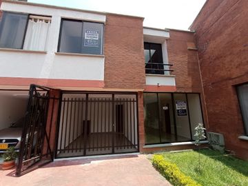 VENTA de CASAS en DOSQUEBRADAS