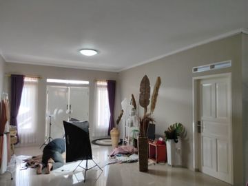 rumah 2 lantai murah bagus cantik Babakan loa Cimahi