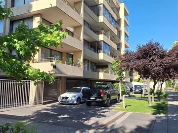 Departamento en Venta en Manquehue / Francisco Bilbao