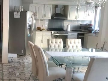 HERMOSA CASA EN VENTA CON ALBERCA EN TIZAYUCA, SE ACEPTA PERMUTA por CASA EN ZONA PLATEADA o SAN JAVIER