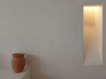 Condo de doble altura, alberca privada y patio de 40 m2, en dos niveles, galeria