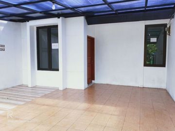 Rumah Minimalis Siap Huni di Tmn Griya Hijau, Alam Sutra